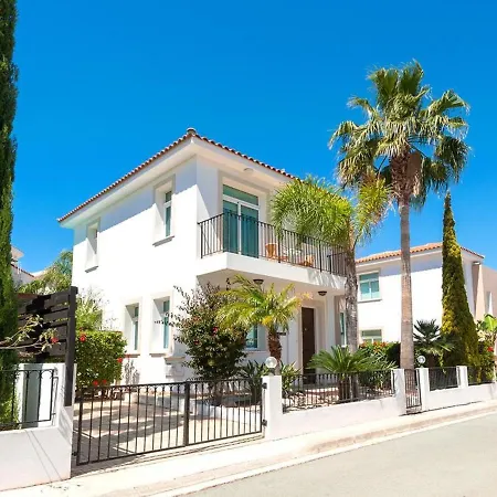 Natalie By Interhome Protaras